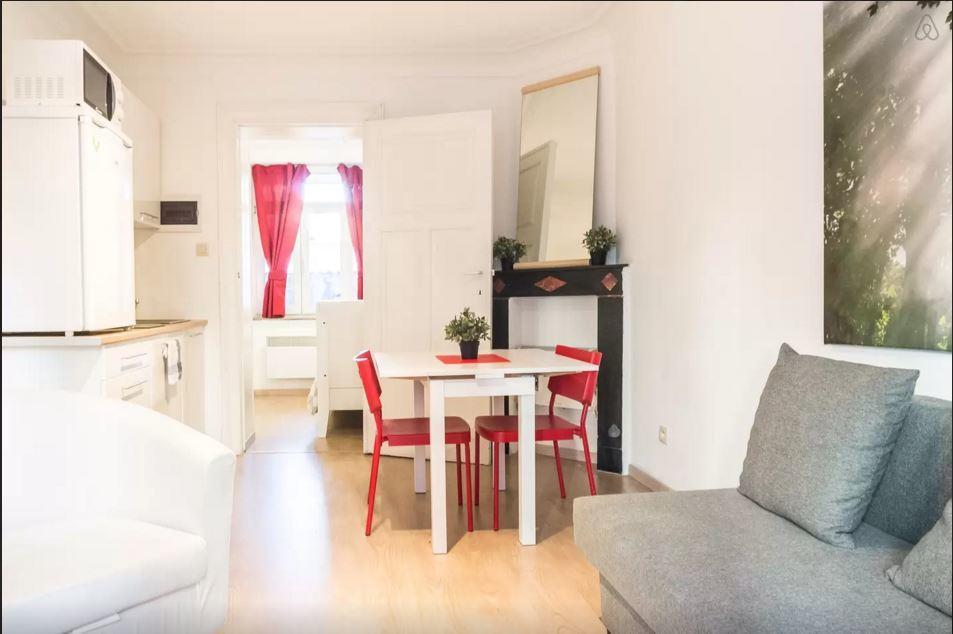 Cool Central Apartment بروكسل المظهر الخارجي الصورة